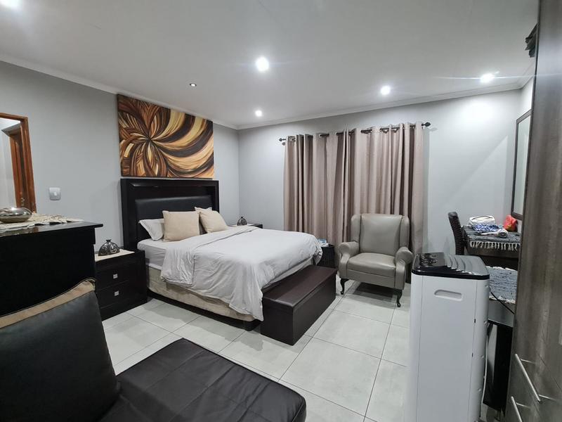 3 Bedroom Property for Sale in Kookrus Gauteng