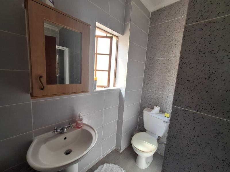 2 Bedroom Property for Sale in Montana Gauteng