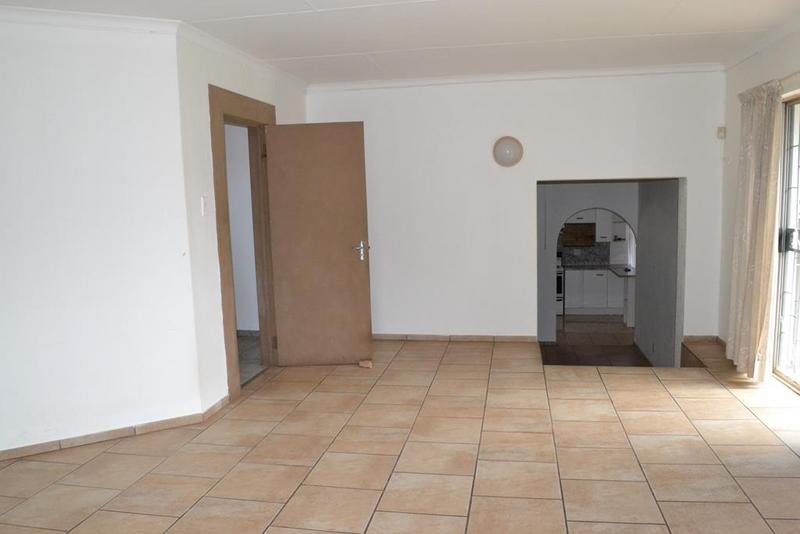 4 Bedroom Property for Sale in Witpoortjie Gauteng