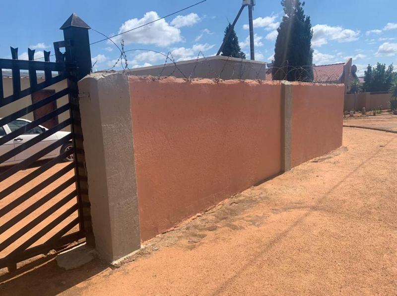 12 Bedroom Property for Sale in Soshanguve Gauteng