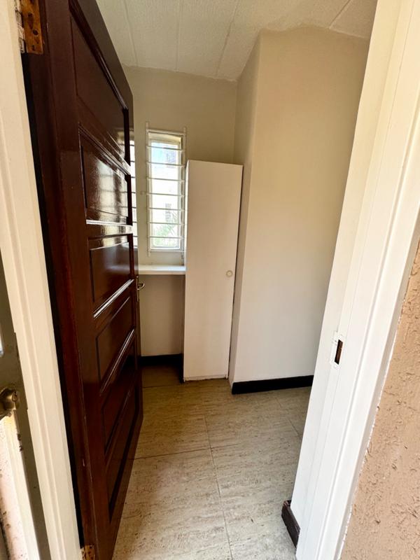 2 Bedroom Property for Sale in Buccleuch Gauteng