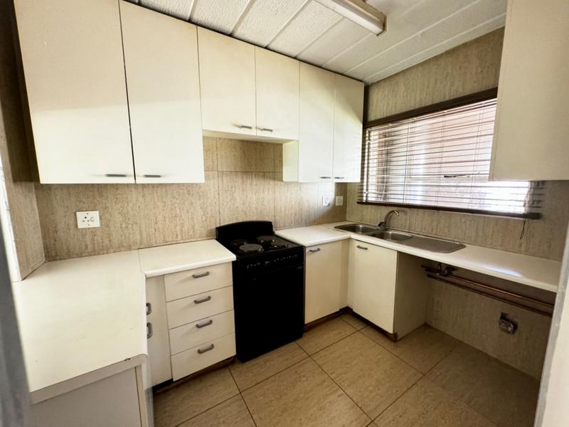 2 Bedroom Property for Sale in Buccleuch Gauteng