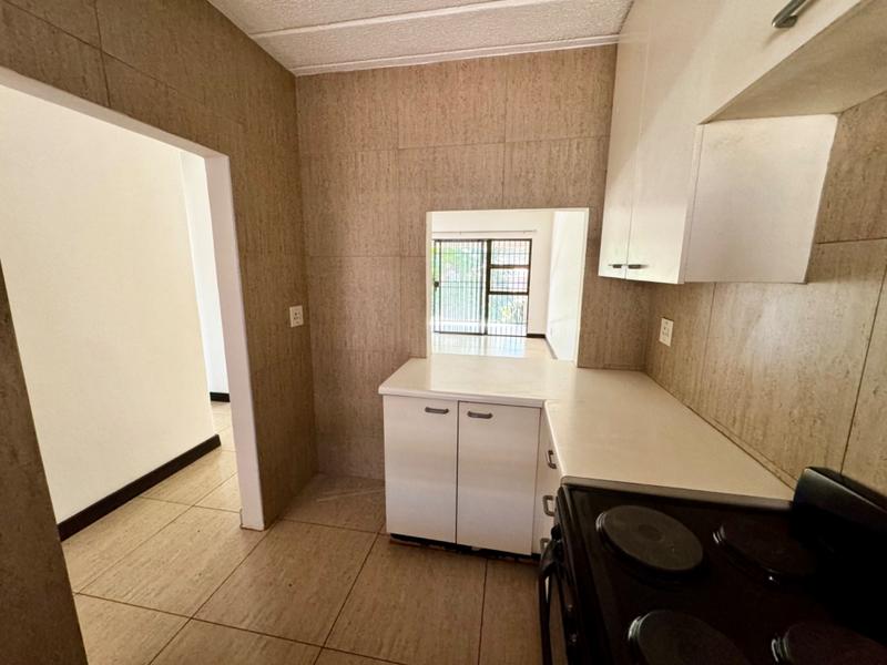 2 Bedroom Property for Sale in Buccleuch Gauteng