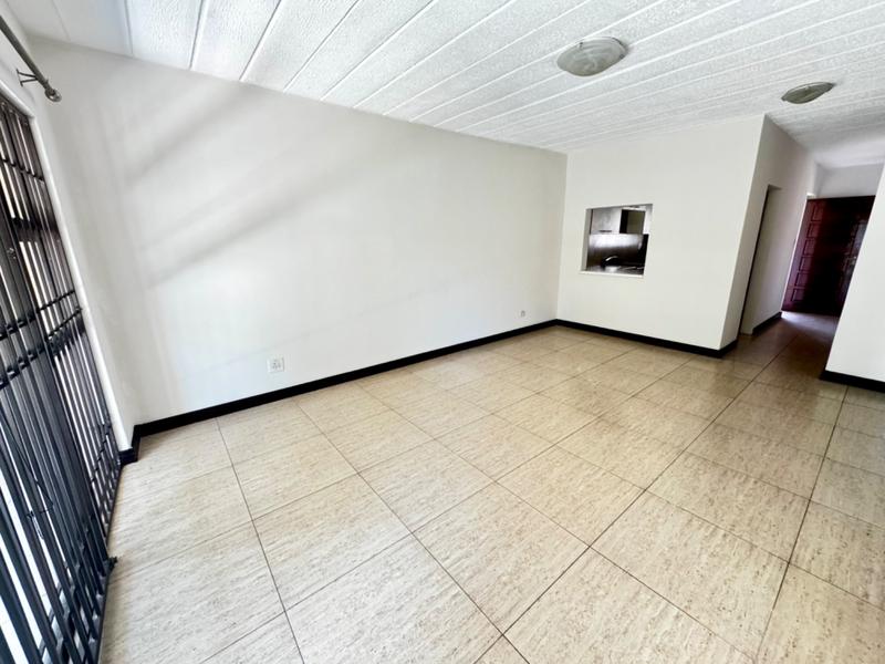 2 Bedroom Property for Sale in Buccleuch Gauteng