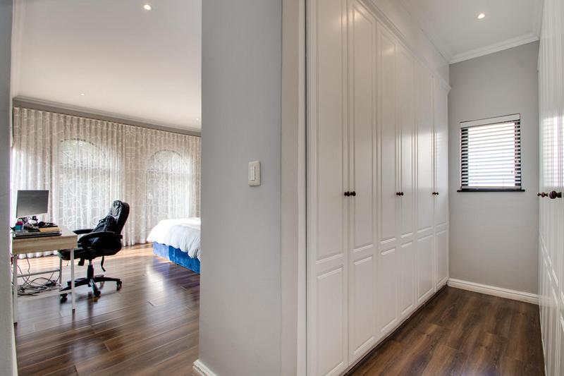 To Let 4 Bedroom Property for Rent in Beverley Gauteng