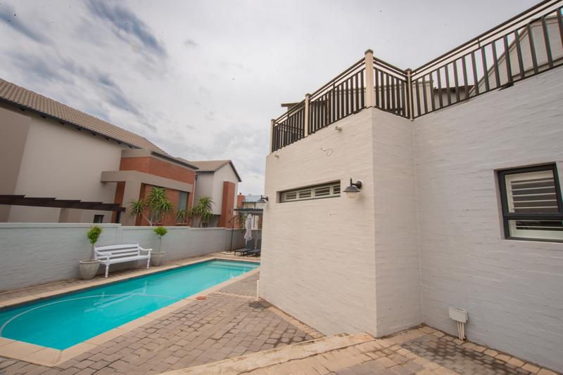 3 Bedroom Property for Sale in Copperleaf Estate Gauteng