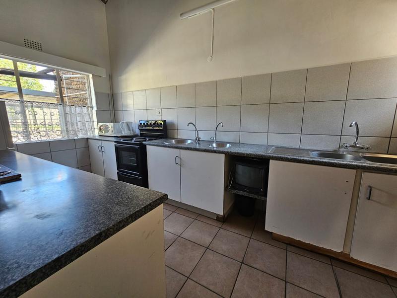 3 Bedroom Property for Sale in Glen Marais Gauteng