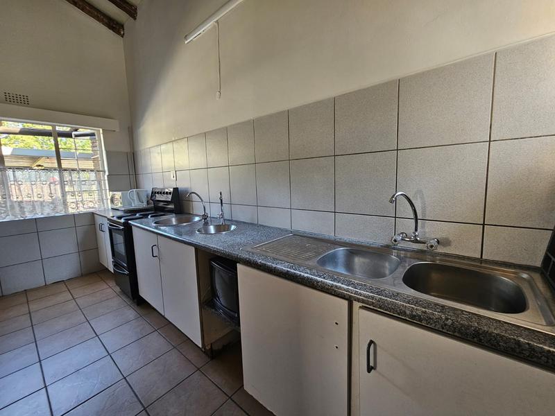 3 Bedroom Property for Sale in Glen Marais Gauteng