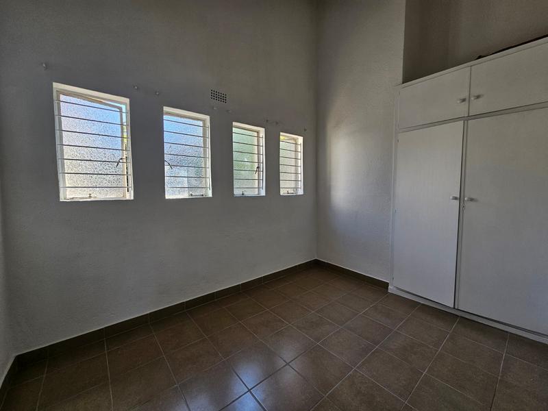 3 Bedroom Property for Sale in Glen Marais Gauteng