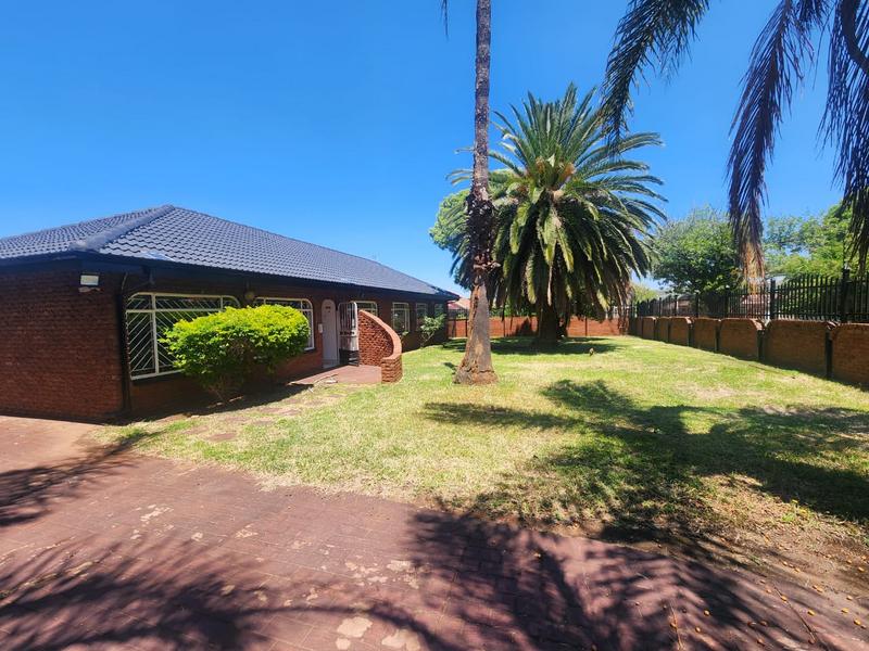 4 Bedroom Property for Sale in Erasmia Gauteng