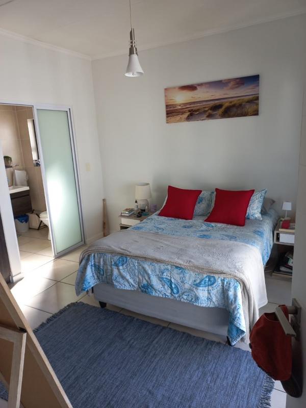 1 Bedroom Property for Sale in Greenstone Hill Gauteng