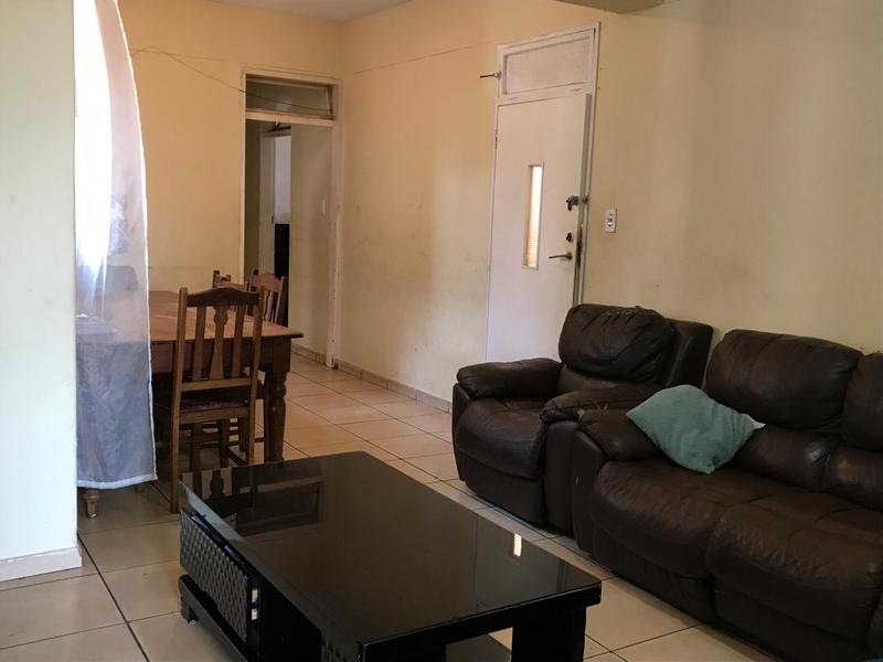 2 Bedroom Property for Sale in Bellevue East Gauteng