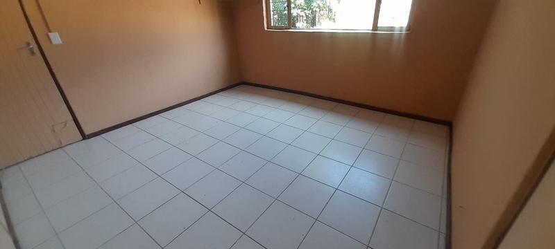 8 Bedroom Property for Sale in Claremont Gauteng