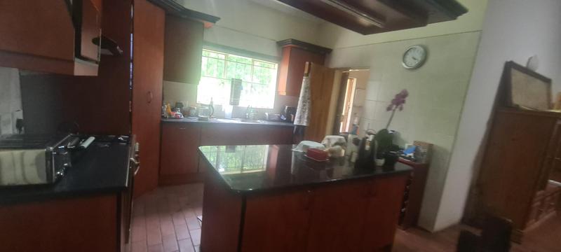 5 Bedroom Property for Sale in Walker Fruit Farms Gauteng