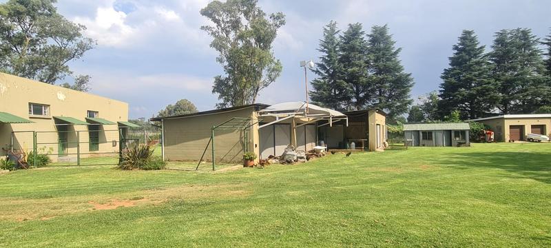 5 Bedroom Property for Sale in Walker Fruit Farms Gauteng