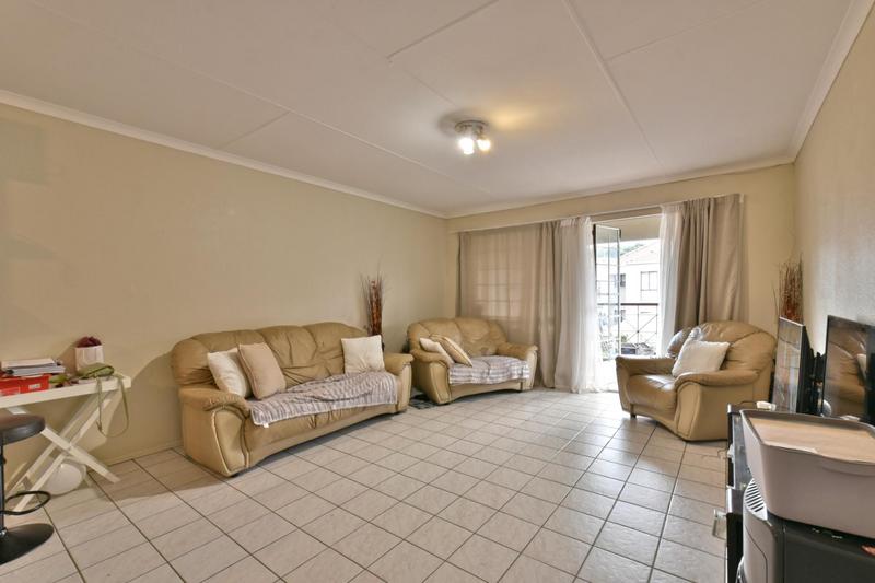 2 Bedroom Property for Sale in Oakdene Gauteng