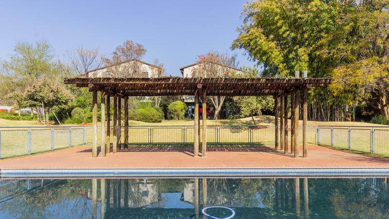 To Let 1 Bedroom Property for Rent in Jackal Creek Golf Estate Gauteng