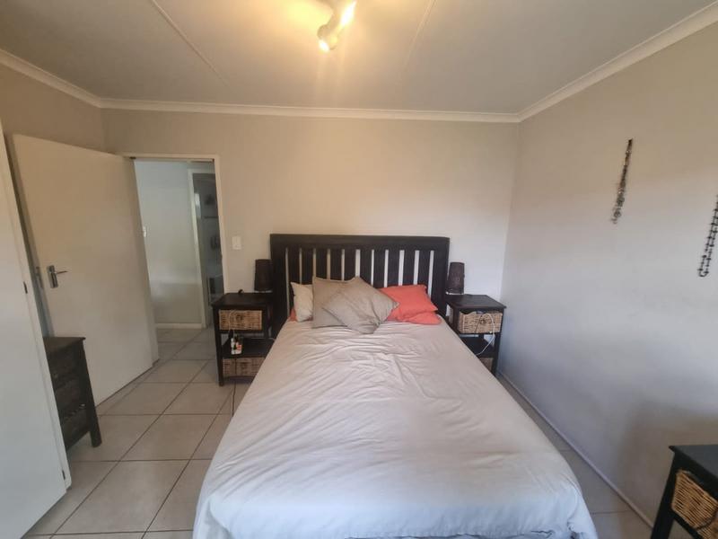 2 Bedroom Property for Sale in Northwold Gauteng