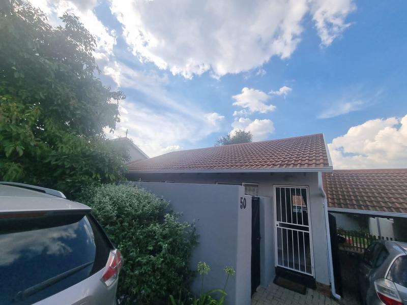 2 Bedroom Property for Sale in Northwold Gauteng