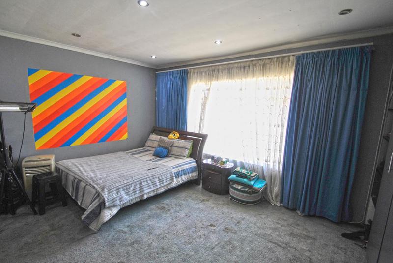 4 Bedroom Property for Sale in Lenasia South Gauteng