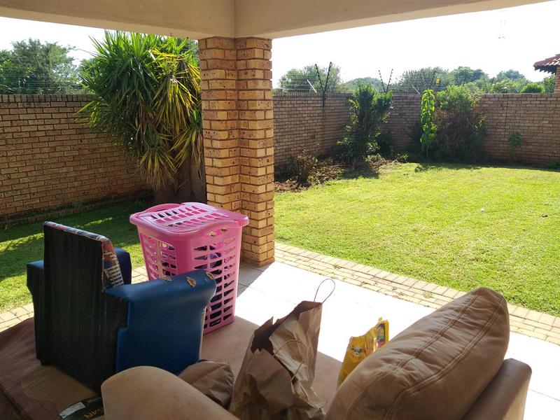 3 Bedroom Property for Sale in Annlin Gauteng