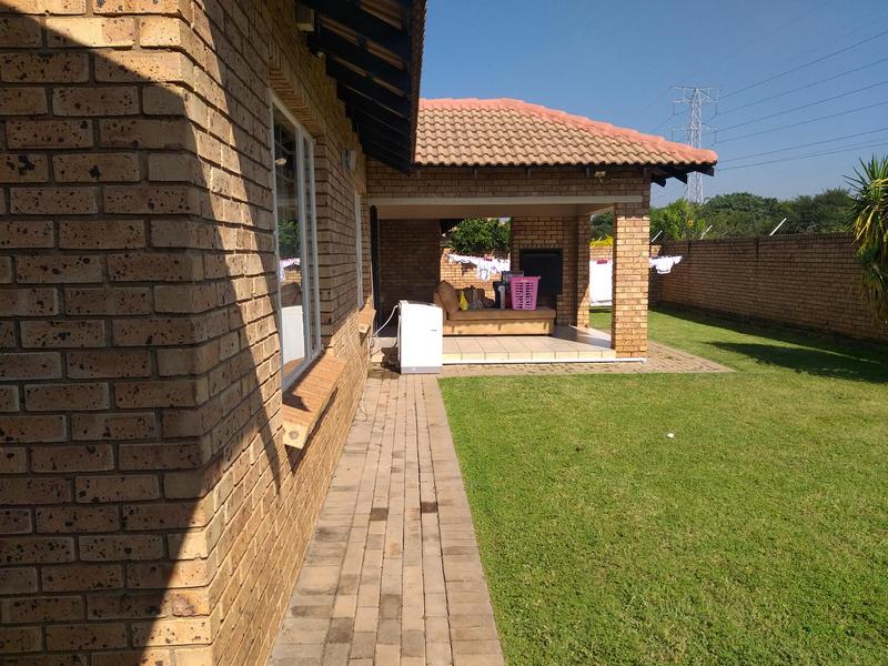 3 Bedroom Property for Sale in Annlin Gauteng