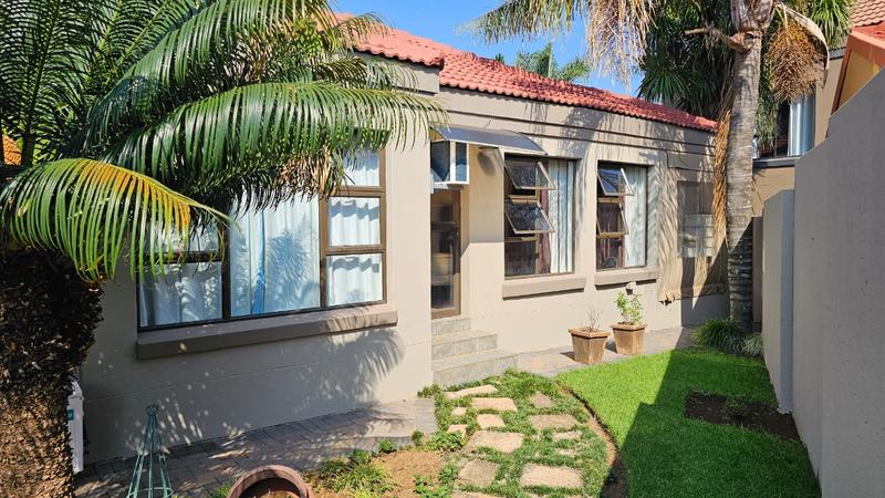 3 Bedroom Property for Sale in Glen Marais Gauteng