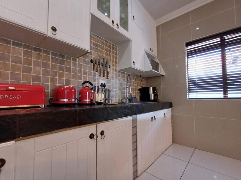 3 Bedroom Property for Sale in Raslouw Glen Gauteng