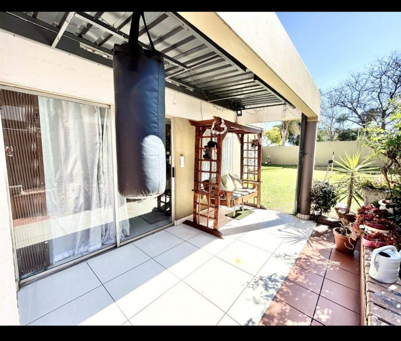 4 Bedroom Property for Sale in Halfway Gardens Gauteng