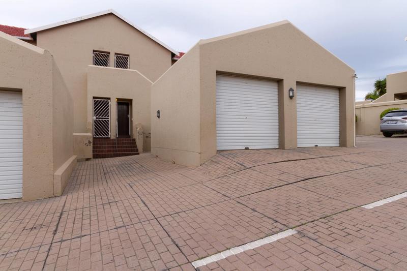 2 Bedroom Property for Sale in Vorna Valley Gauteng