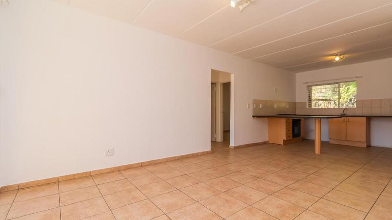 2 Bedroom Property for Sale in Vorna Valley Gauteng