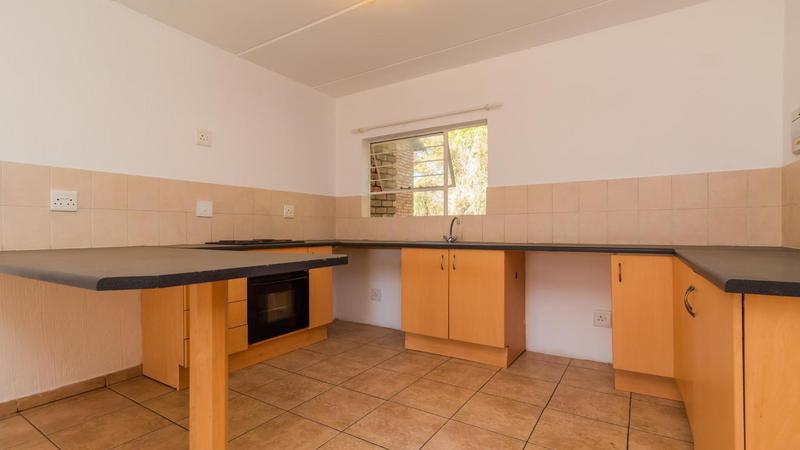 2 Bedroom Property for Sale in Vorna Valley Gauteng