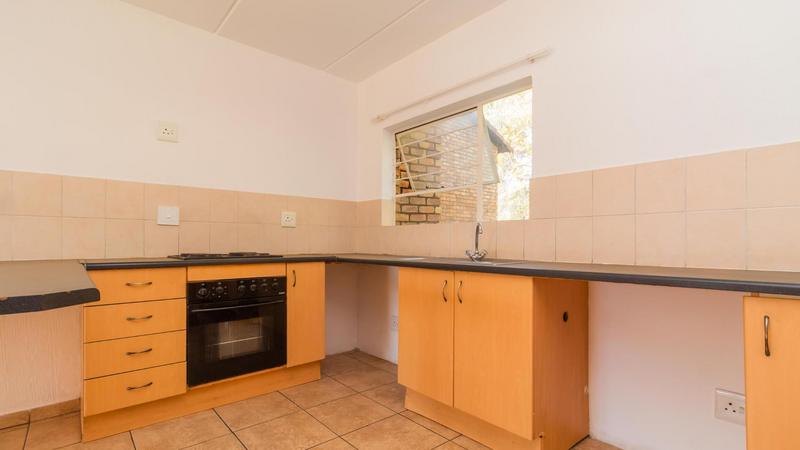 2 Bedroom Property for Sale in Vorna Valley Gauteng