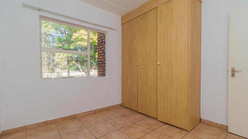 2 Bedroom Property for Sale in Vorna Valley Gauteng