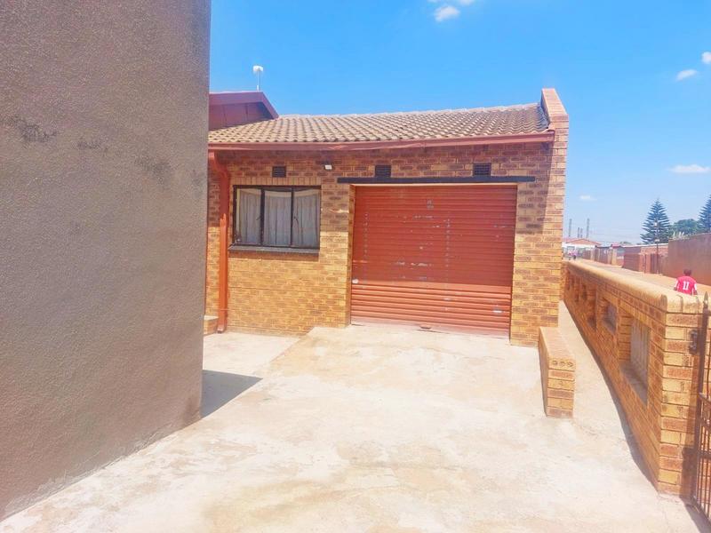 3 Bedroom Property for Sale in Tembisa Gauteng