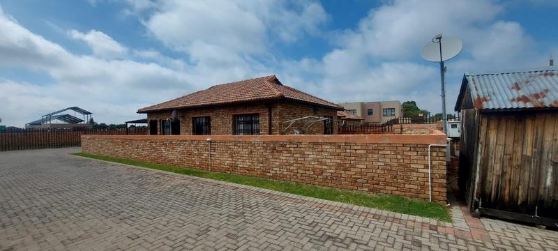 3 Bedroom Property for Sale in Groblerpark Gauteng