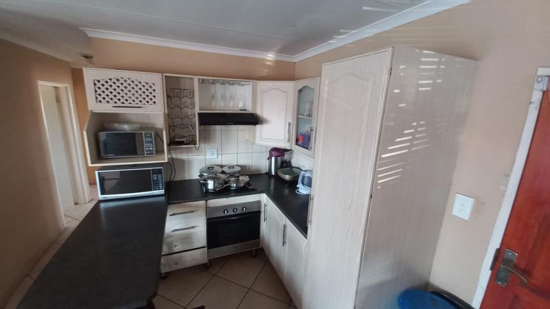 To Let 3 Bedroom Property for Rent in Kirkney Gauteng