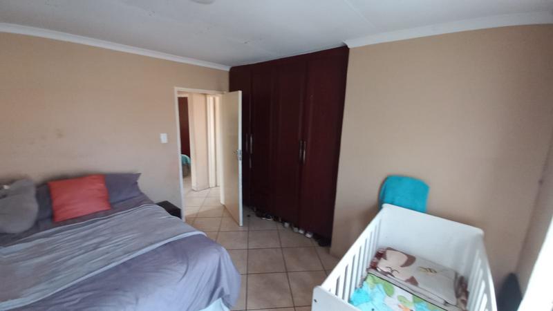 To Let 3 Bedroom Property for Rent in Kirkney Gauteng