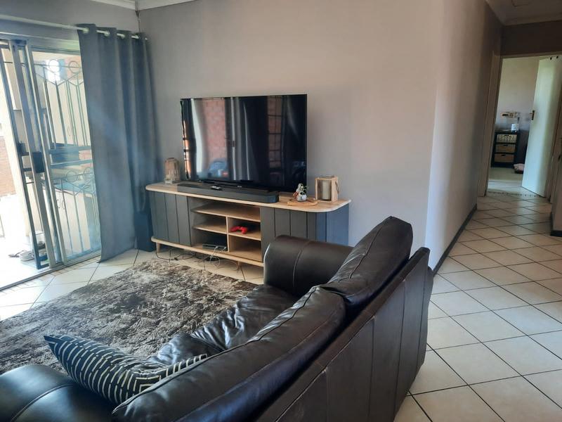 2 Bedroom Property for Sale in Mooikloof Ridge Gauteng