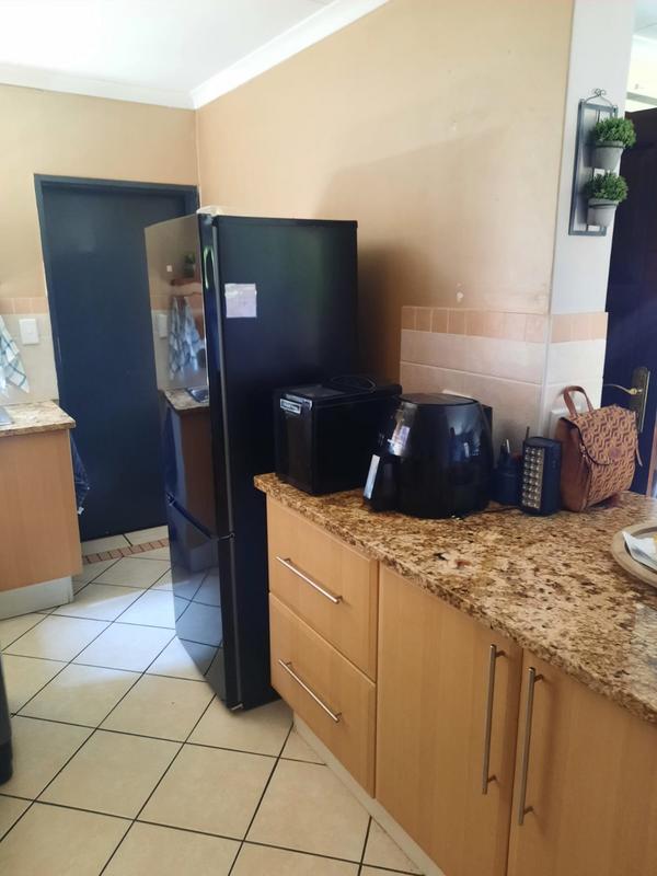 2 Bedroom Property for Sale in Mooikloof Ridge Gauteng