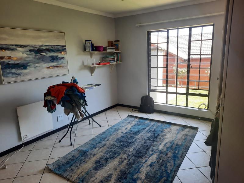 2 Bedroom Property for Sale in Mooikloof Ridge Gauteng