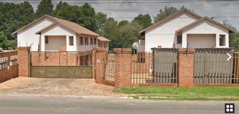 2 Bedroom Property for Sale in Florida Gauteng