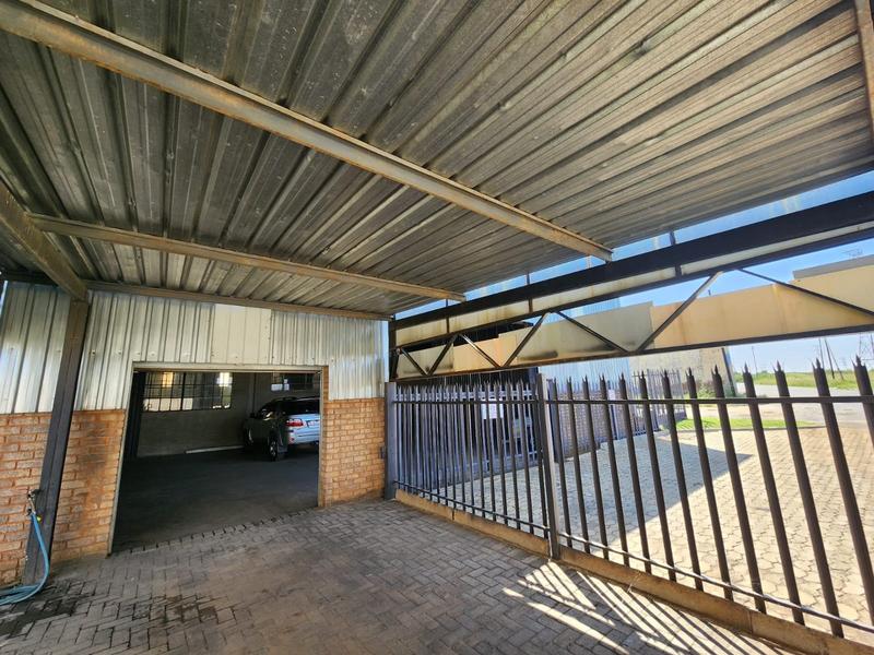 Commercial Property for Sale in Aureus Gauteng