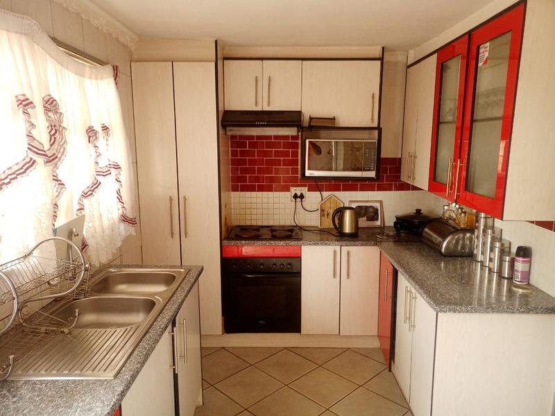 3 Bedroom Property for Sale in Protea Glen Gauteng