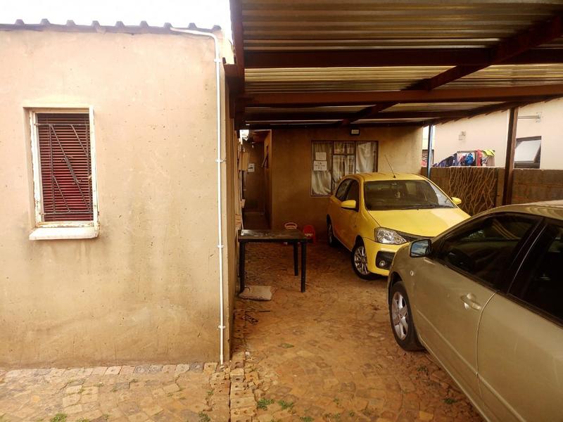 3 Bedroom Property for Sale in Protea Glen Gauteng