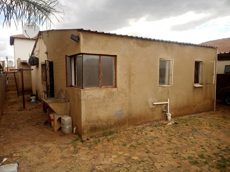 3 Bedroom Property for Sale in Protea Glen Gauteng