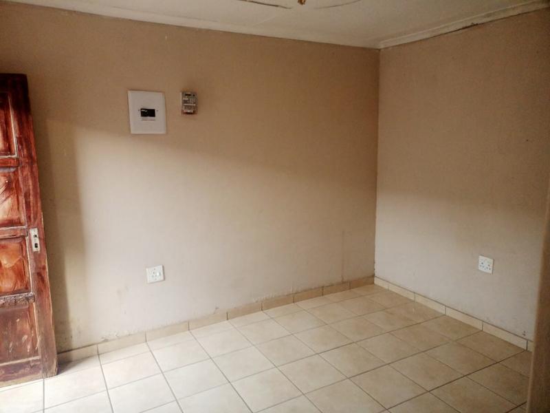 10 Bedroom Property for Sale in Doornkop Gauteng