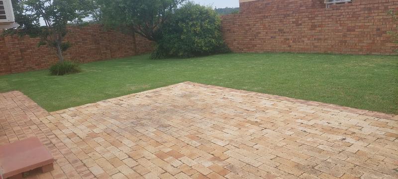 2 Bedroom Property for Sale in Kyalami Hills Gauteng