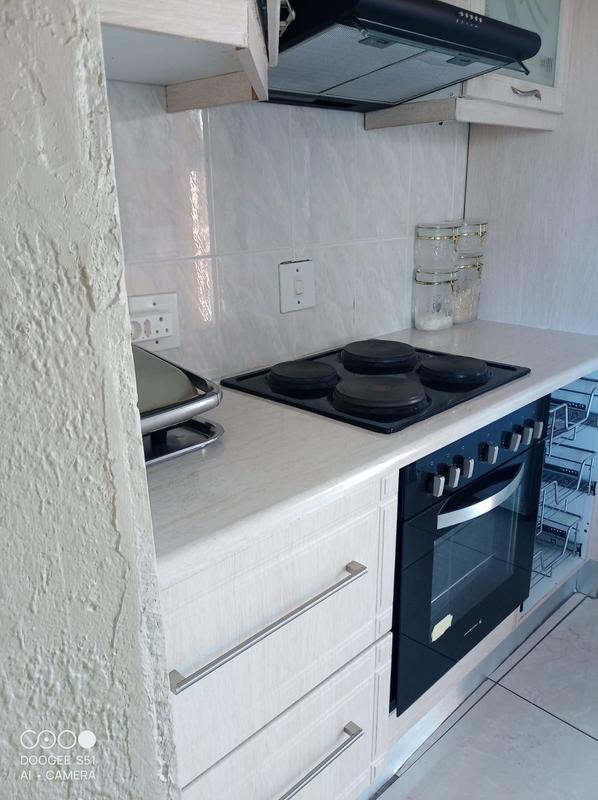 2 Bedroom Property for Sale in Mohlakeng Gauteng