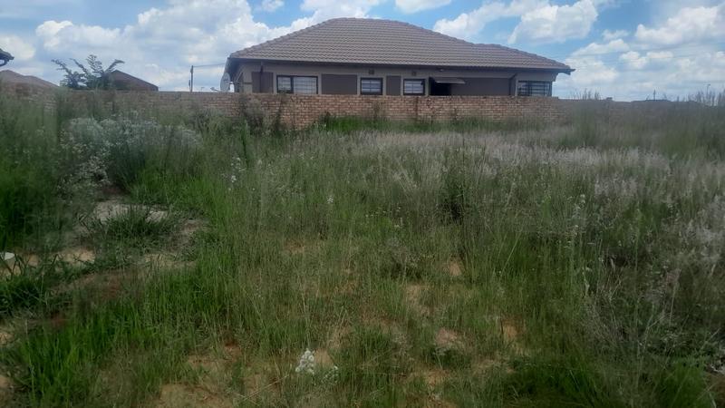 0 Bedroom Property for Sale in Mohlakeng Gauteng